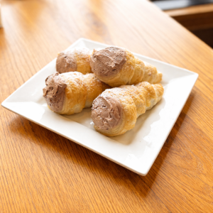 Chocolate Cream Horn
